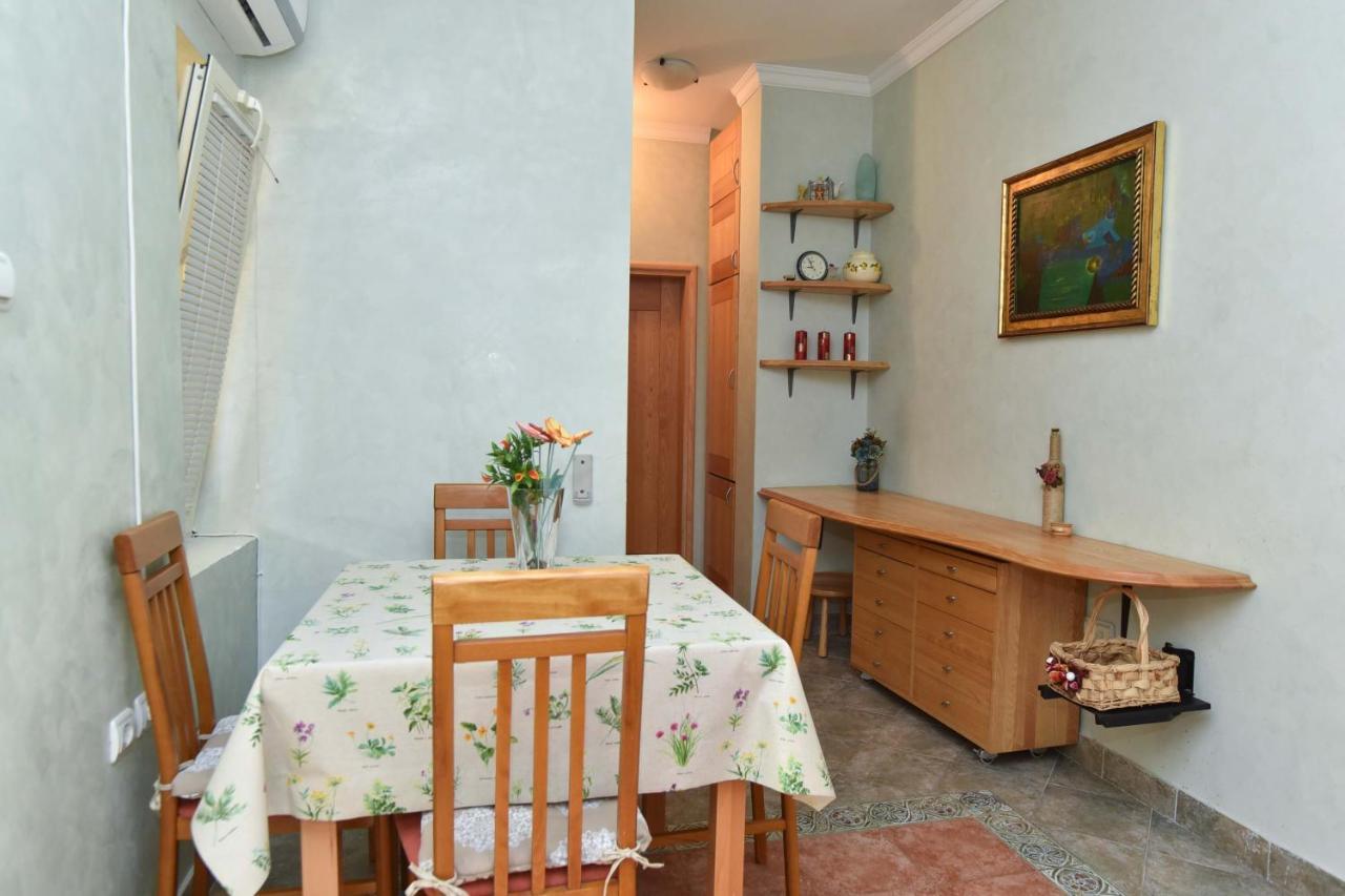 Comfort Inn Old Town 부드바 외부 사진